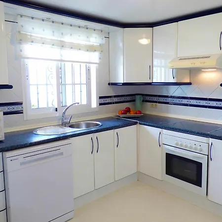 Selecta Family By The Sea