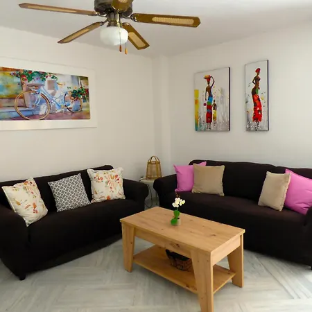 Selecta Family By The Sea