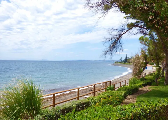 Selecta Family By The Sea *