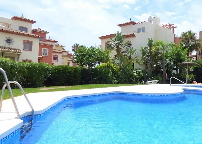 Дом отдыха Selecta Family By The Sea